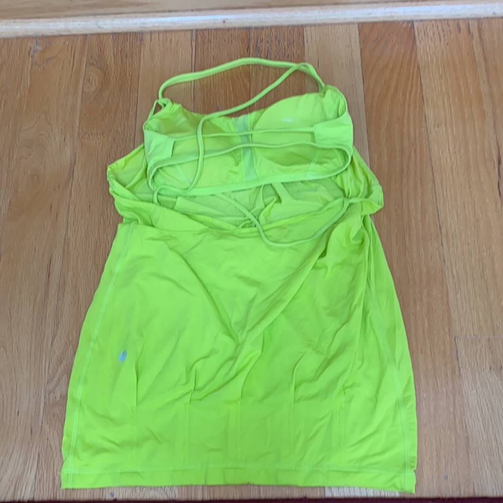 Lululemon workout top - Picture 3 of 3